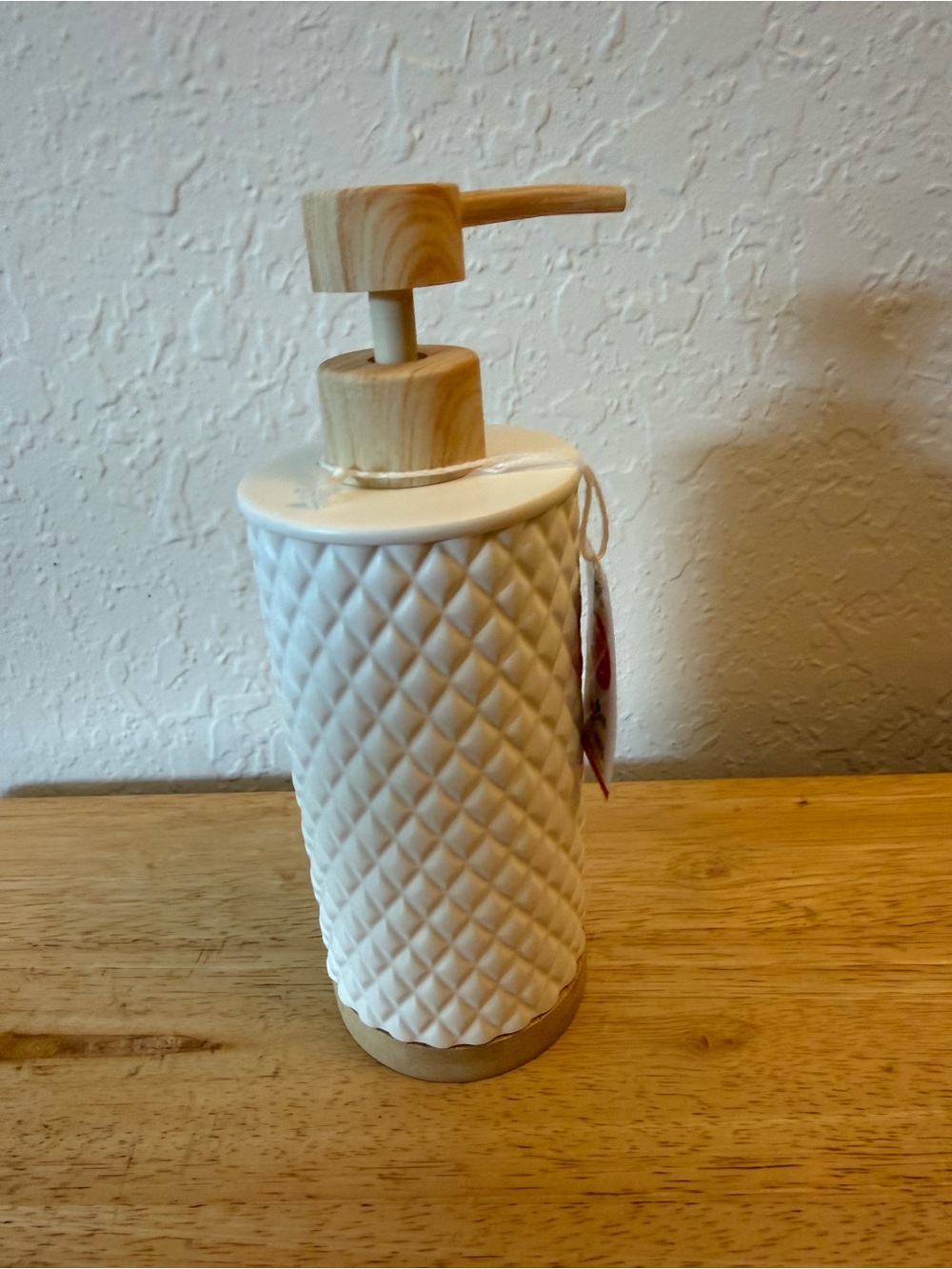 Ceramic White Soap Dispenser with Wood-Tone Pump - Bathroom Accessory